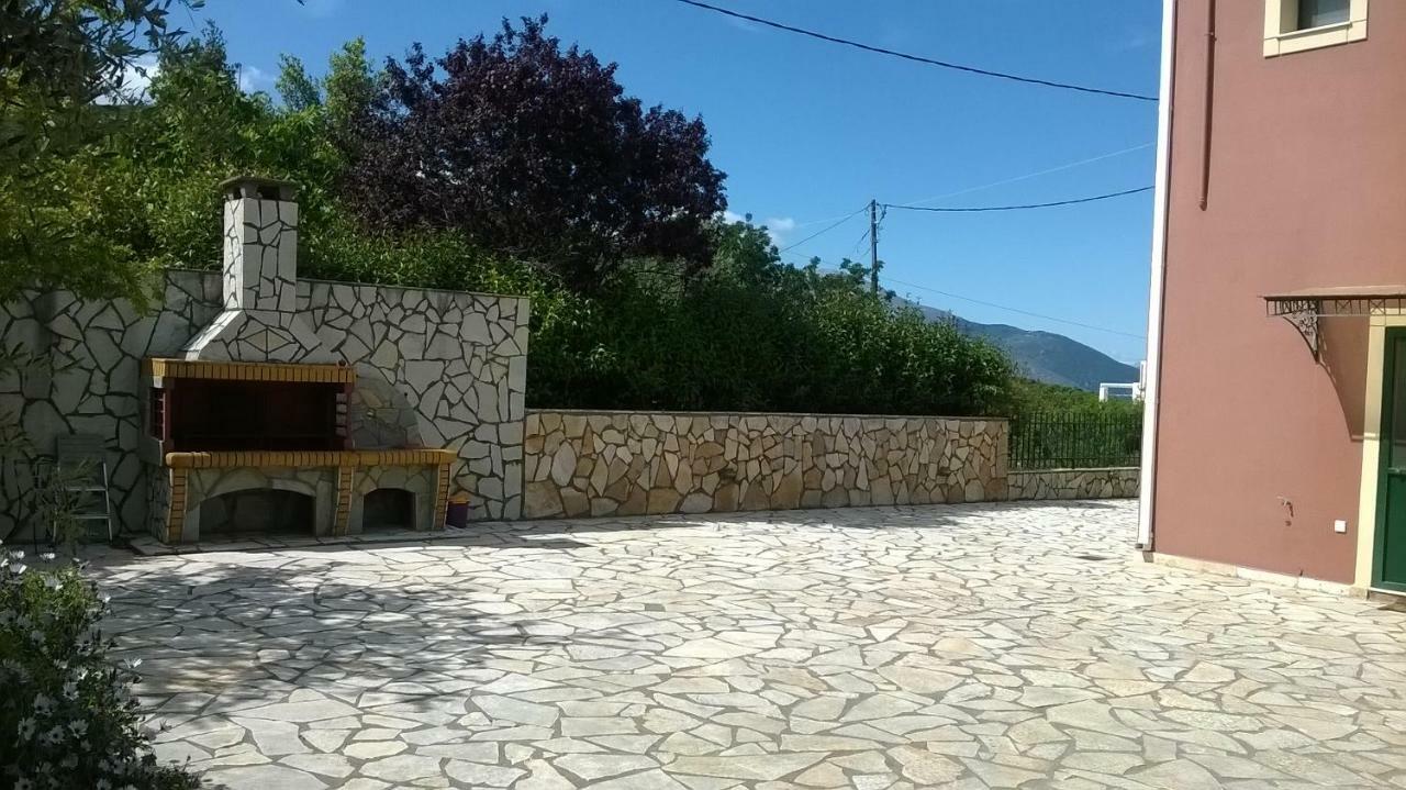 Βίλλα Ελευθερία Βίλα Καραβόμυλος Εξωτερικό φωτογραφία